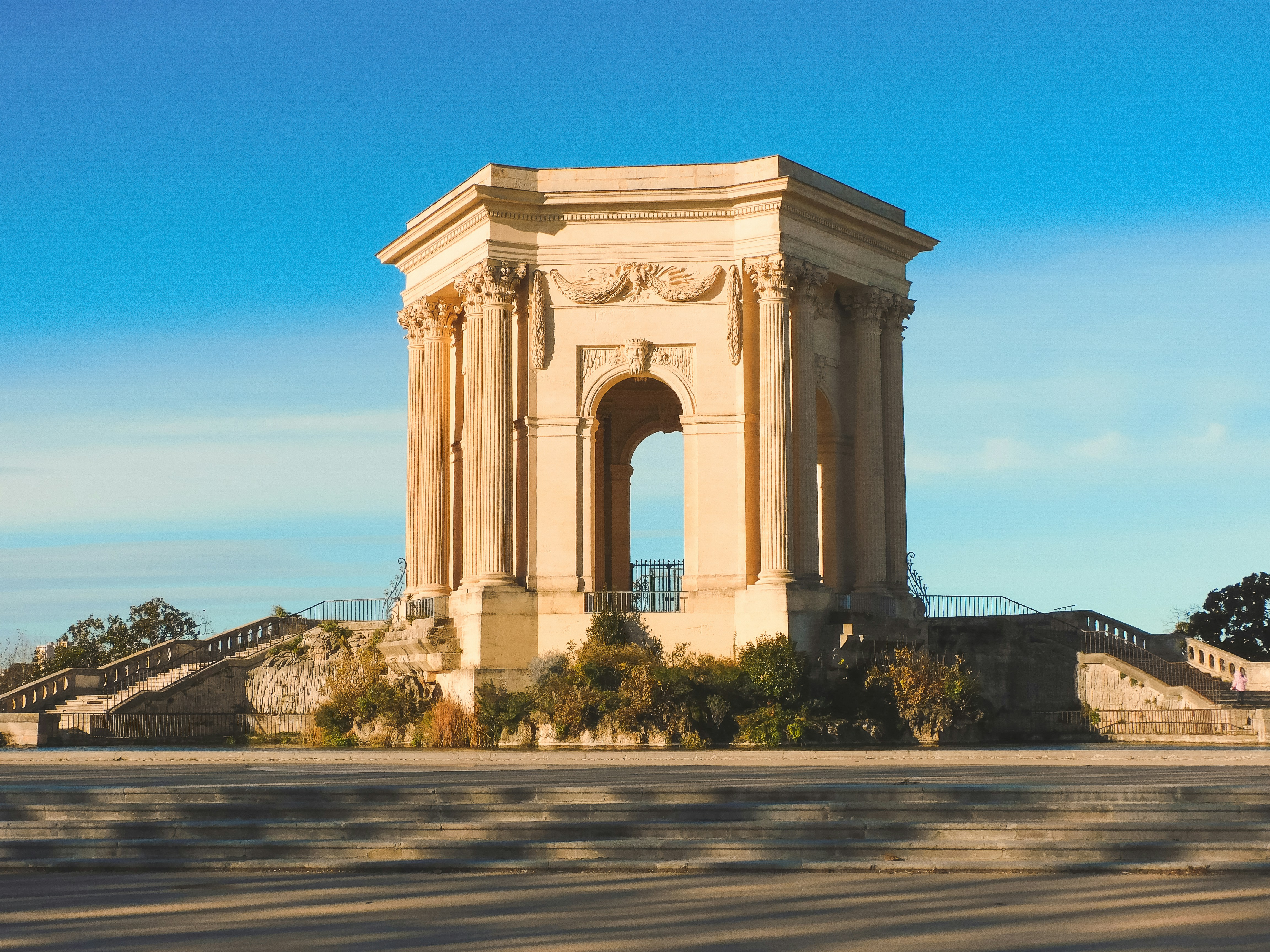 Bureau de change à Montpellier : trouver le meilleur taux